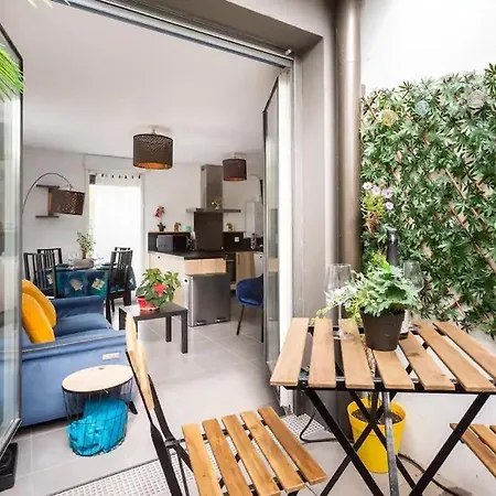 Avec 3 Au Pied Du Tram Avec Internet ! Apartment *
